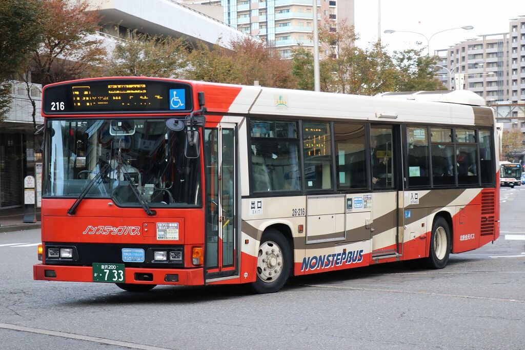 北陸鉄道・北鉄金沢バスの車両(2018.11) きぬの鉄道・バスブログ