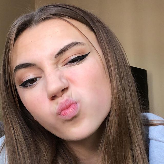 Kayla Davis (Youtuber) Wiki, Bio, Age, Height, Weight, Measurements