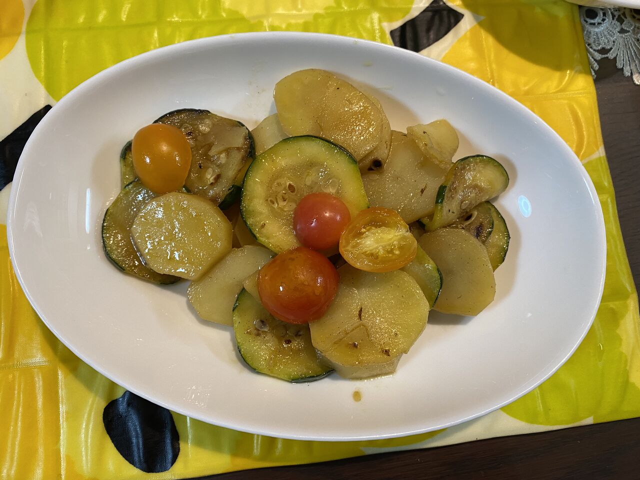 ズッキーニとじゃがいものマリネ 毎日が日曜おじさんの料理 競馬