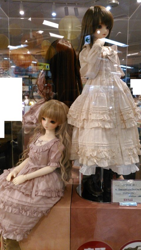 左:まい、右:メル