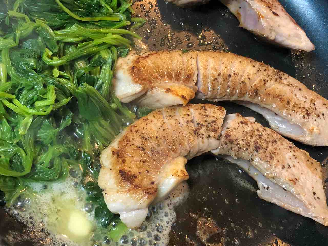 バチマグロのステーキ 牛肉炒飯 家ごはん No 16の日常 バチマグロのステーキ 牛肉炒飯 家ごはん No 16の日常