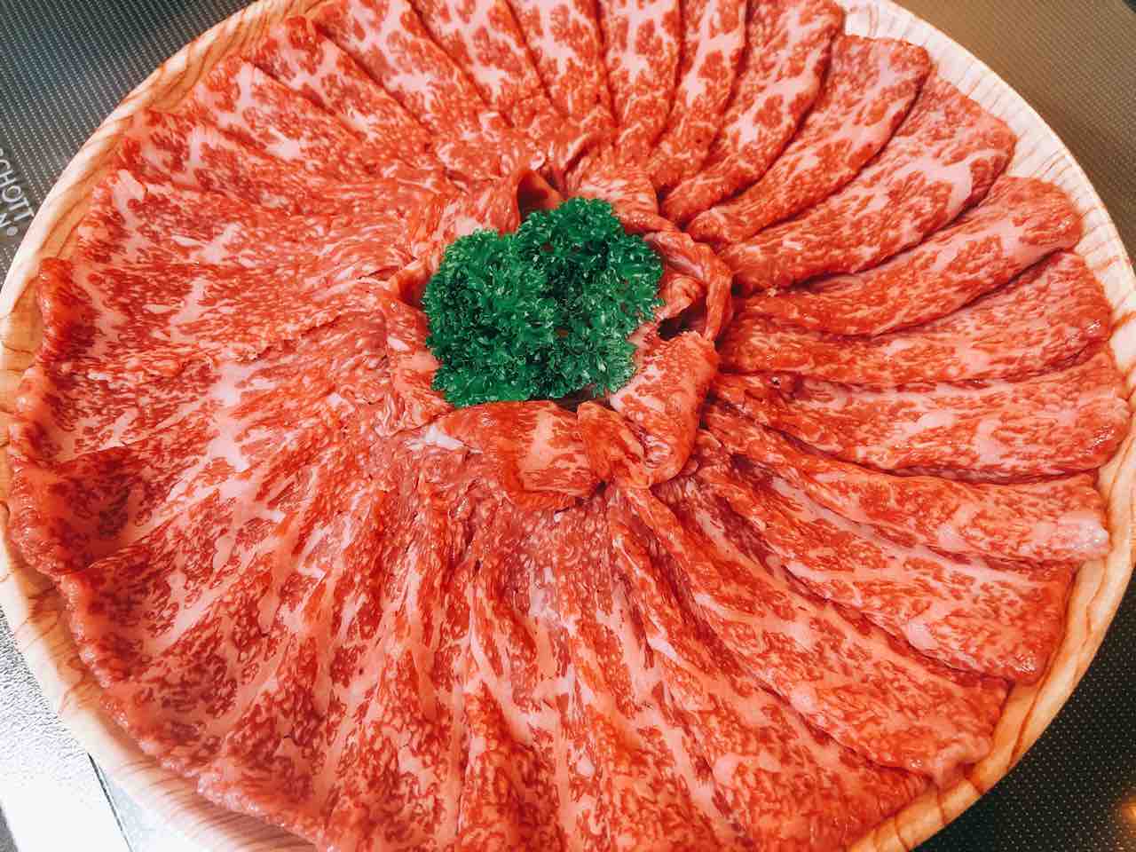 すき焼き 肉じゃが 豚肉ナスピーマン味噌炒め 家ごはん No 16の日常