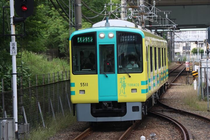 06