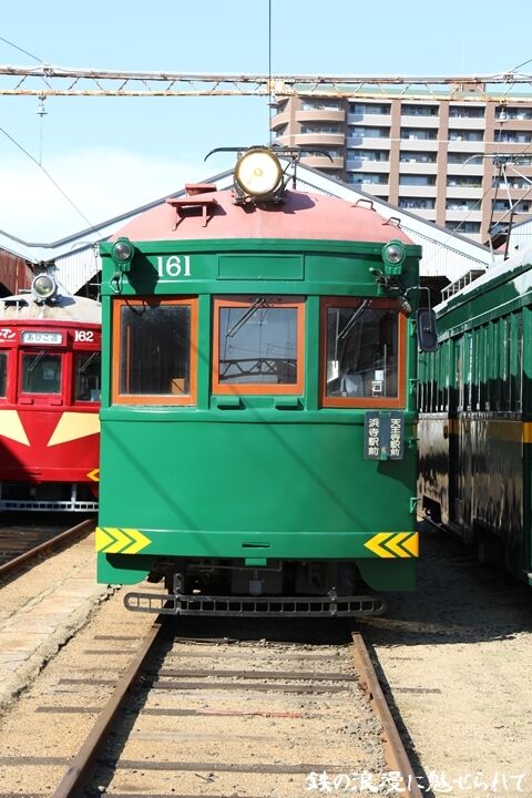 052