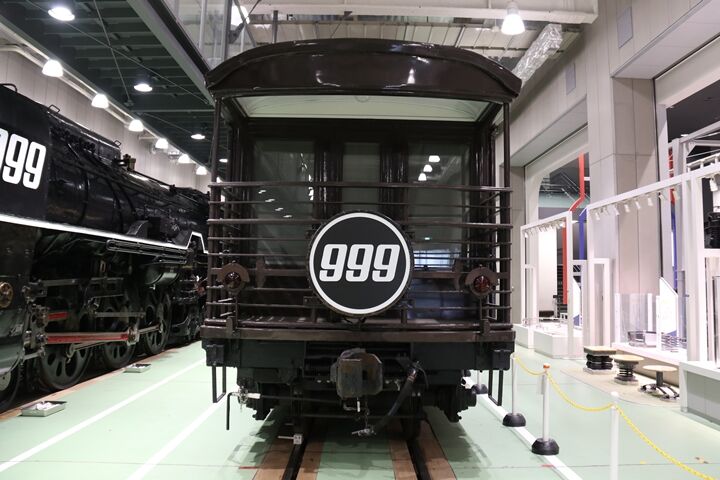 220