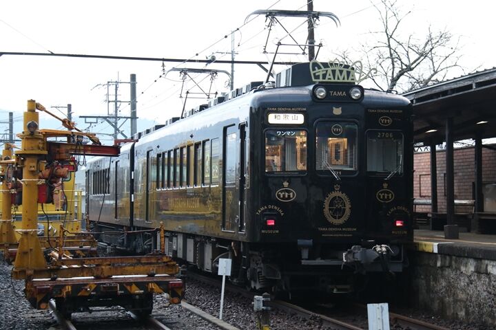 039