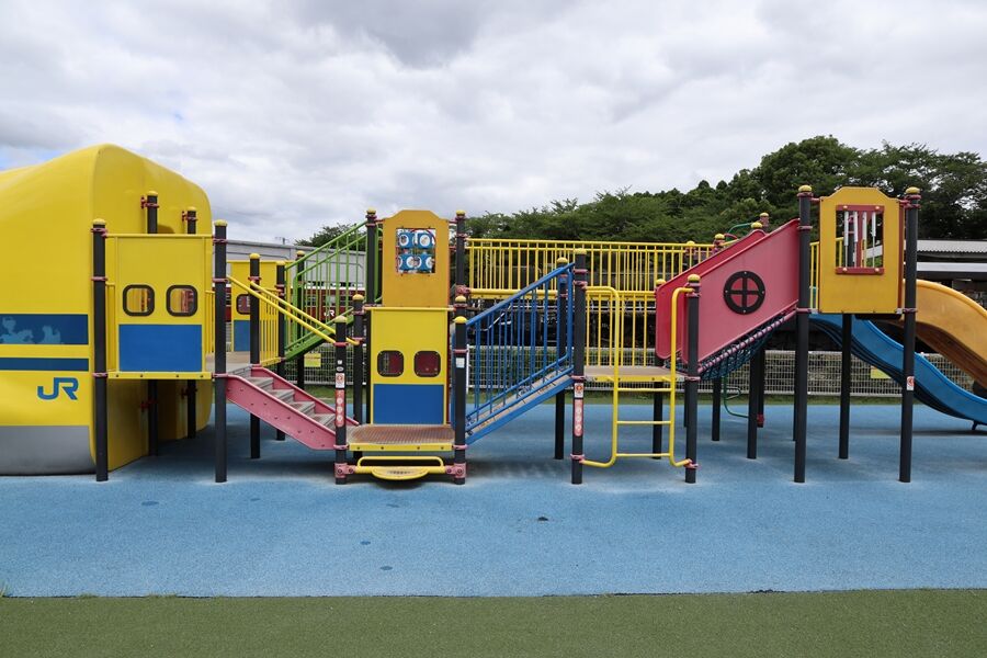 122