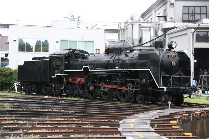 153