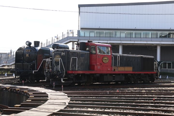 118