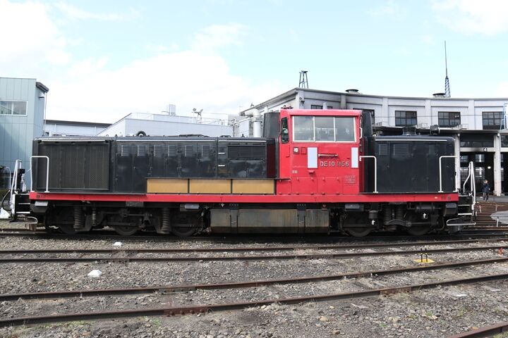 138