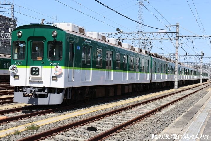 042