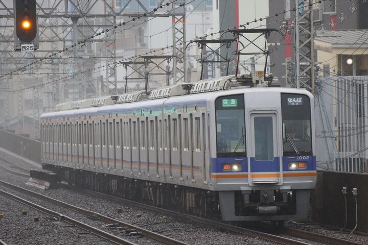 040
