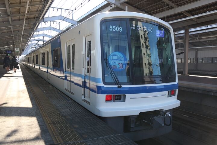 08