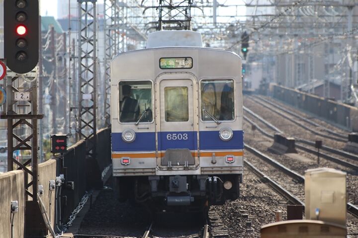 052