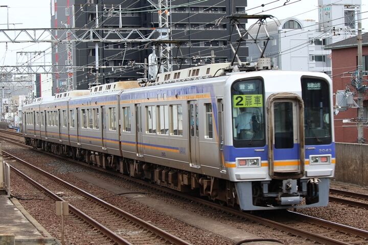 051