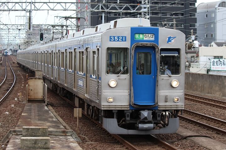040