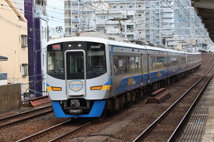 215