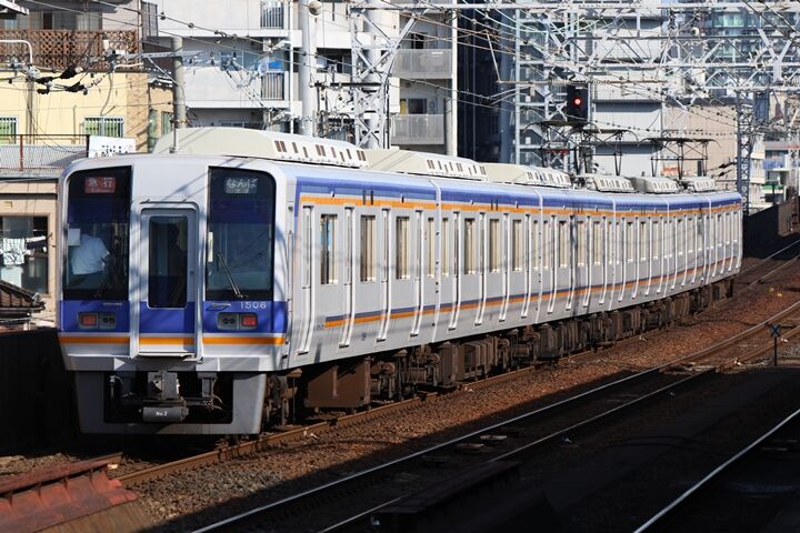 200