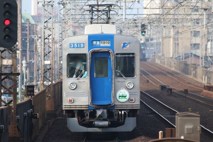 051