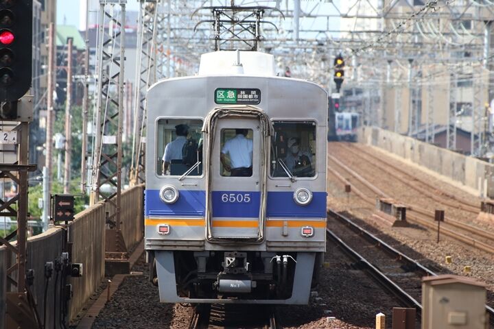 246