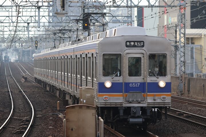 041