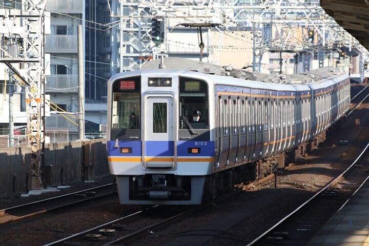 232