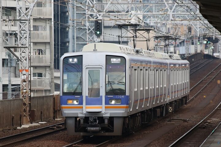 030