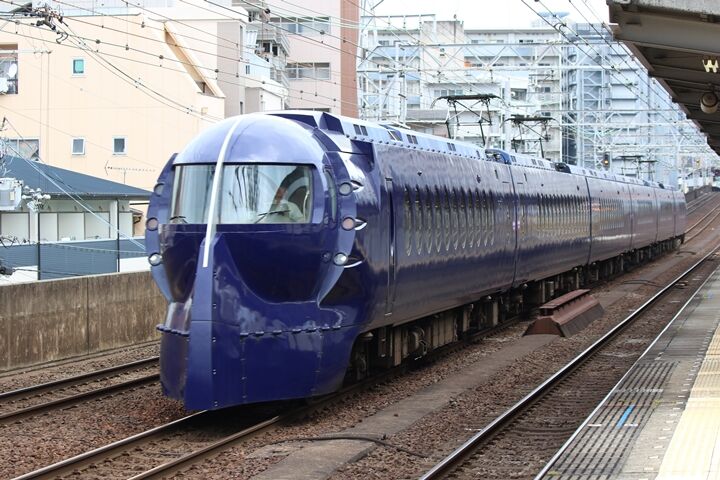 215