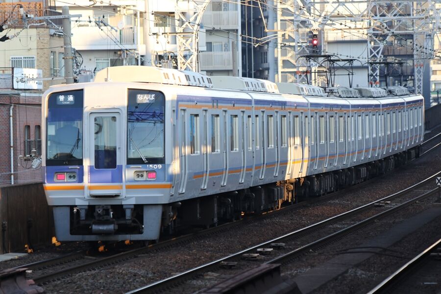015