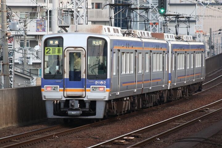 015