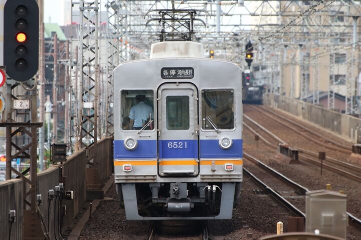 200