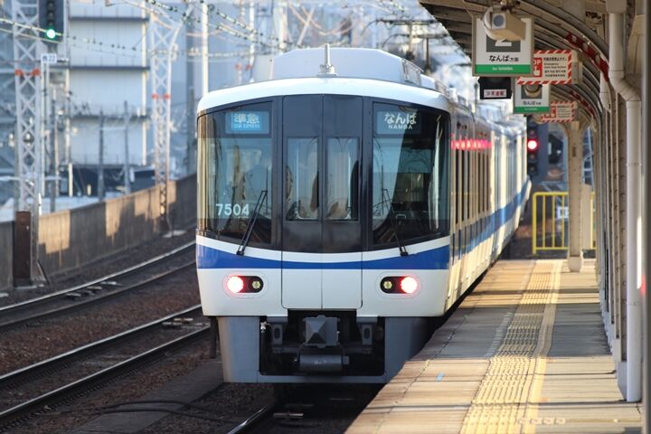 016
