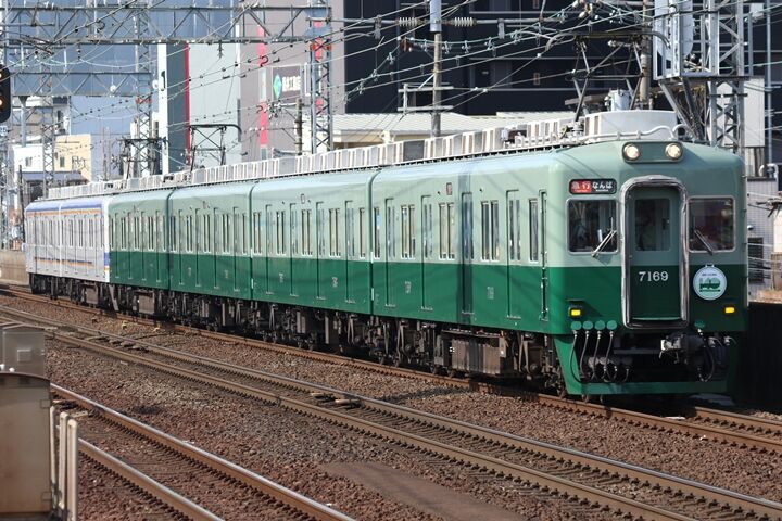 126