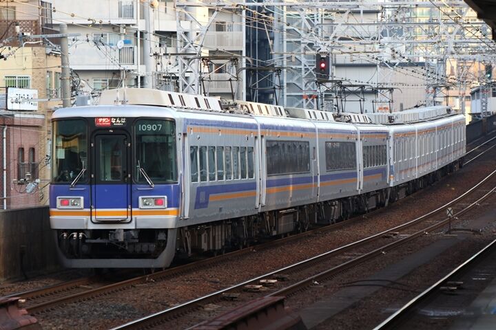 040