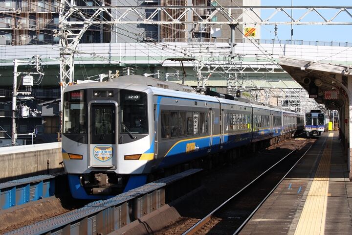 215