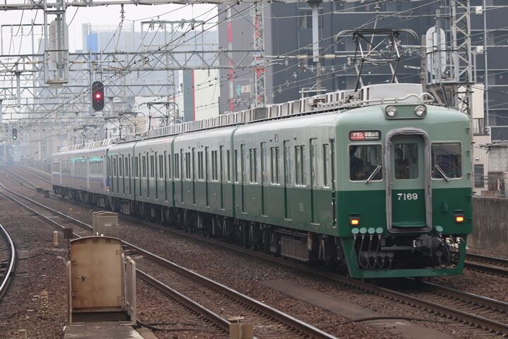 209