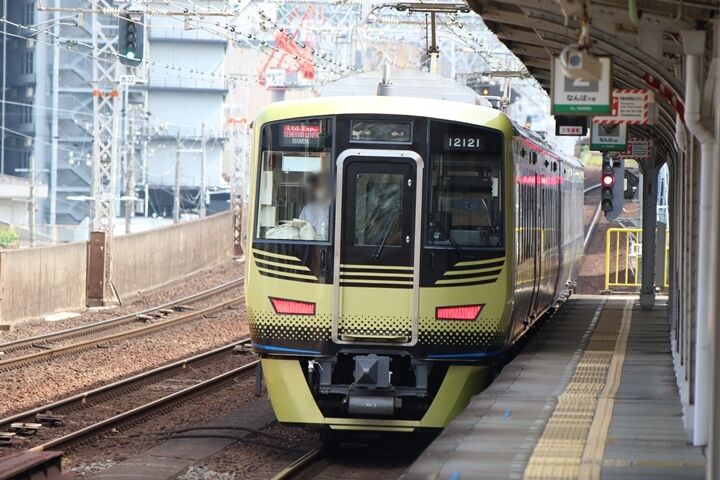 246