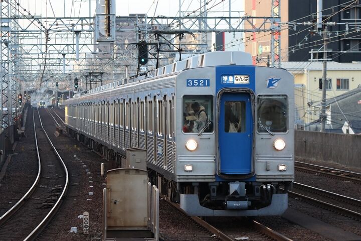 021
