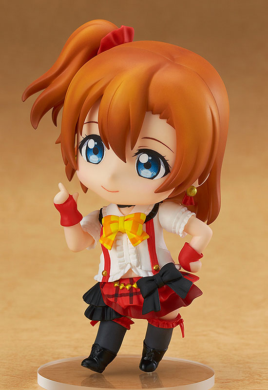 FIGURE-007352_03