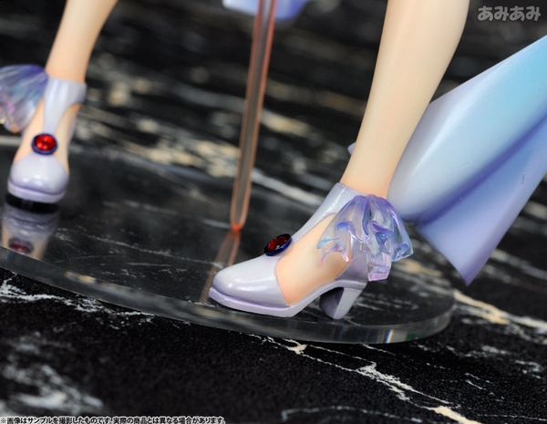 FIGURE-006447_24