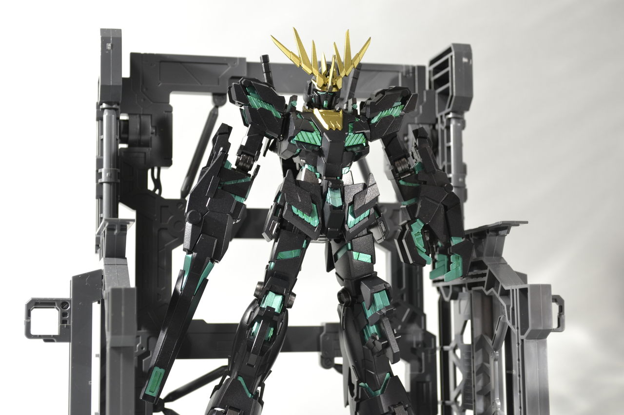 ガンプラ製作記(修行中) HGUC ユニコーンガンダム2号機“バンシィ” デストロイモード（緑）