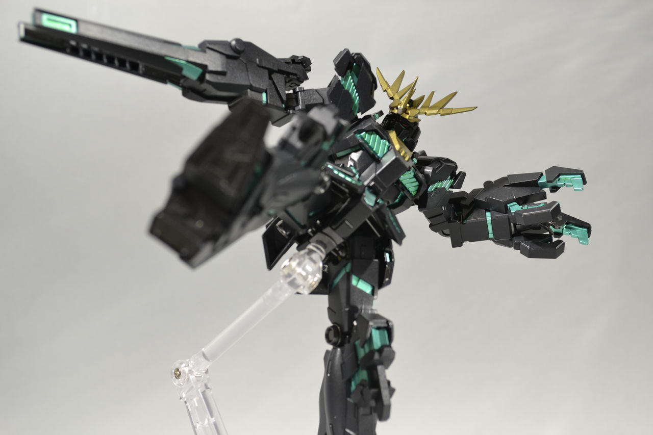 ガンプラ製作記(修行中) HGUC ユニコーンガンダム2号機“バンシィ” デストロイモード（緑）