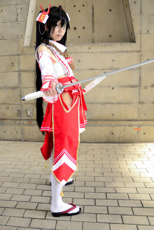 ss-TKG_3111_001coller