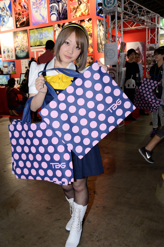 GS1_4893_001colorGS1_4893