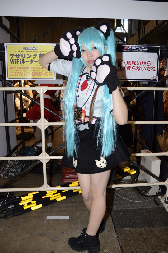 ss-TKG_1316_001coller