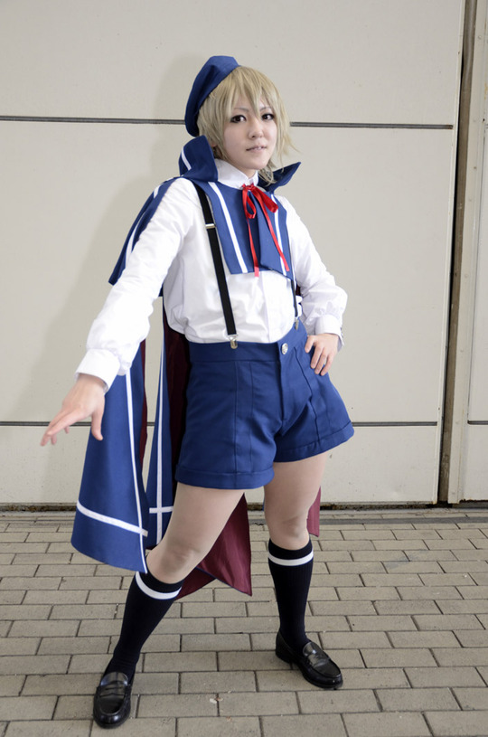 ss-TKG_3038_001coller