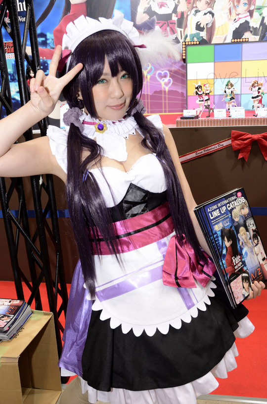 ss-TKG_1822_001coller