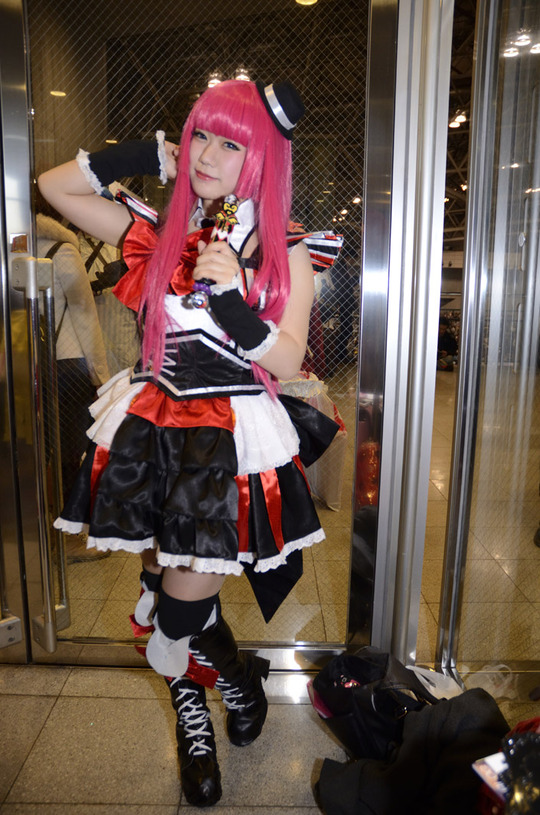 ss-TKG_2215_001coller