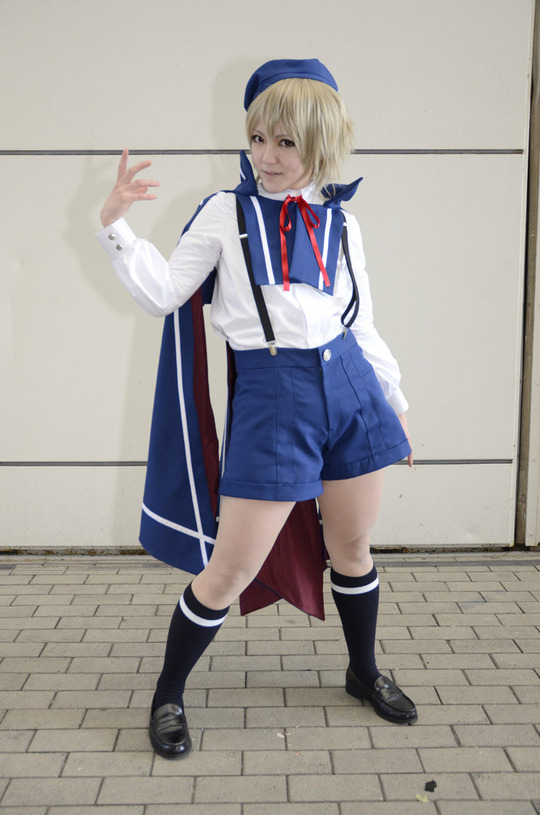 ss-TKG_3039_001coller