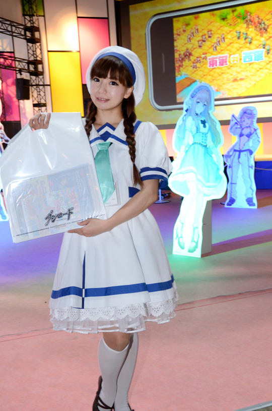 GS1_4892_001colorGS1_4892